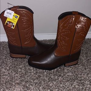 NWT cowboy boots